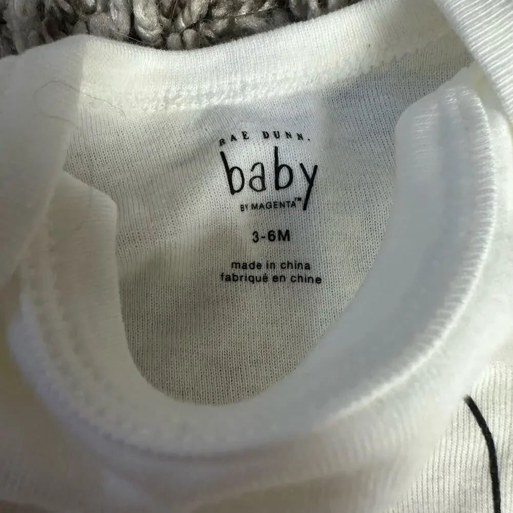 Rae Dunn Hello World Onesie Bodysuit Hat Set Baby Boy Girl 3-6 Months